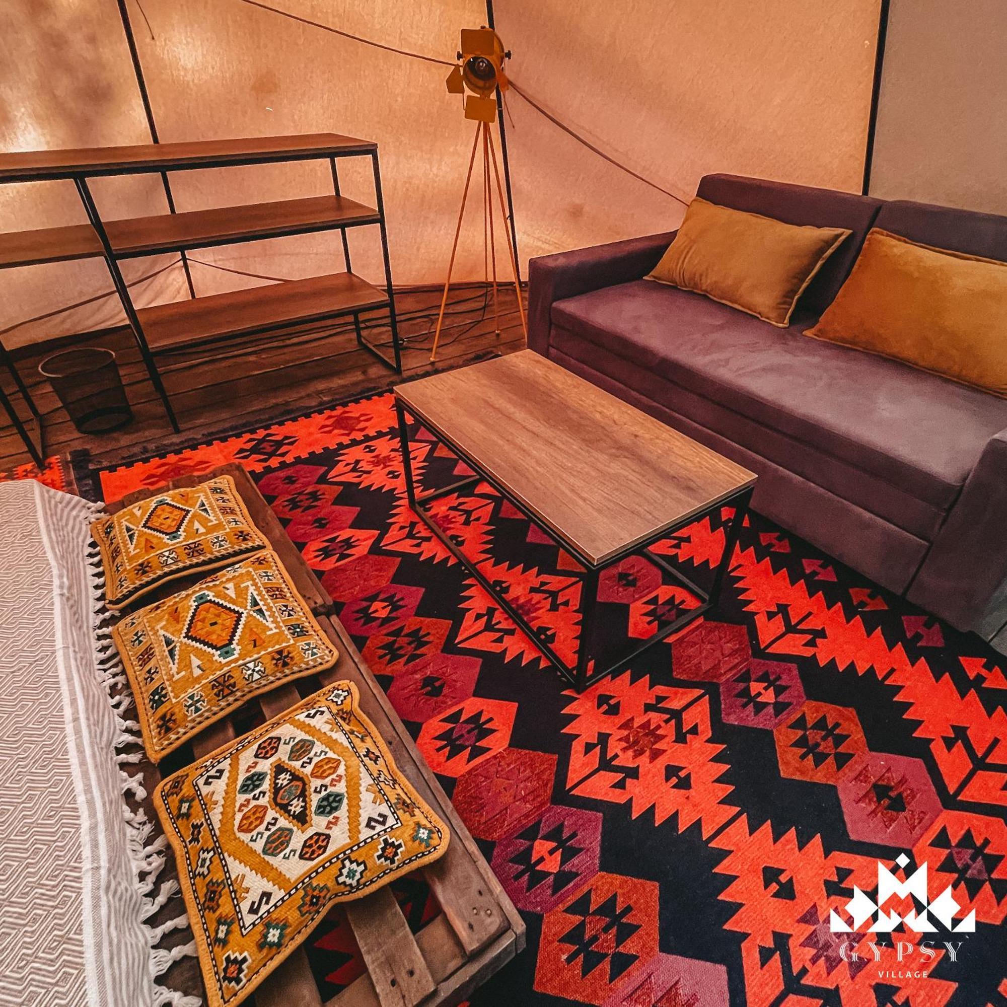Gipsy Village Park Hotel Asureti Ngoại thất bức ảnh