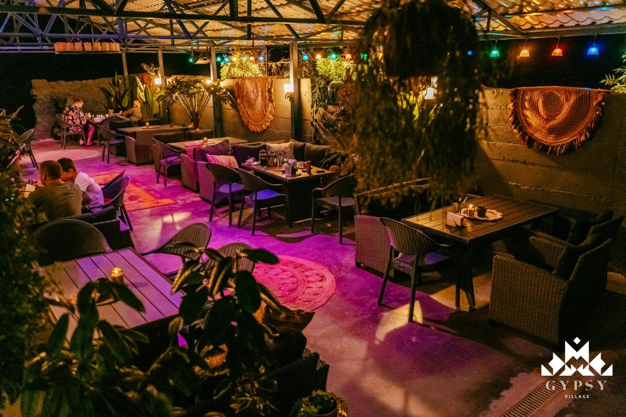 Gipsy Village Park Hotel Asureti Ngoại thất bức ảnh