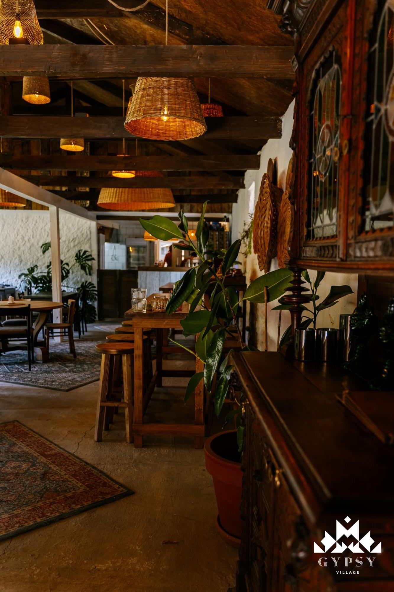 Gipsy Village Park Hotel Asureti Ngoại thất bức ảnh
